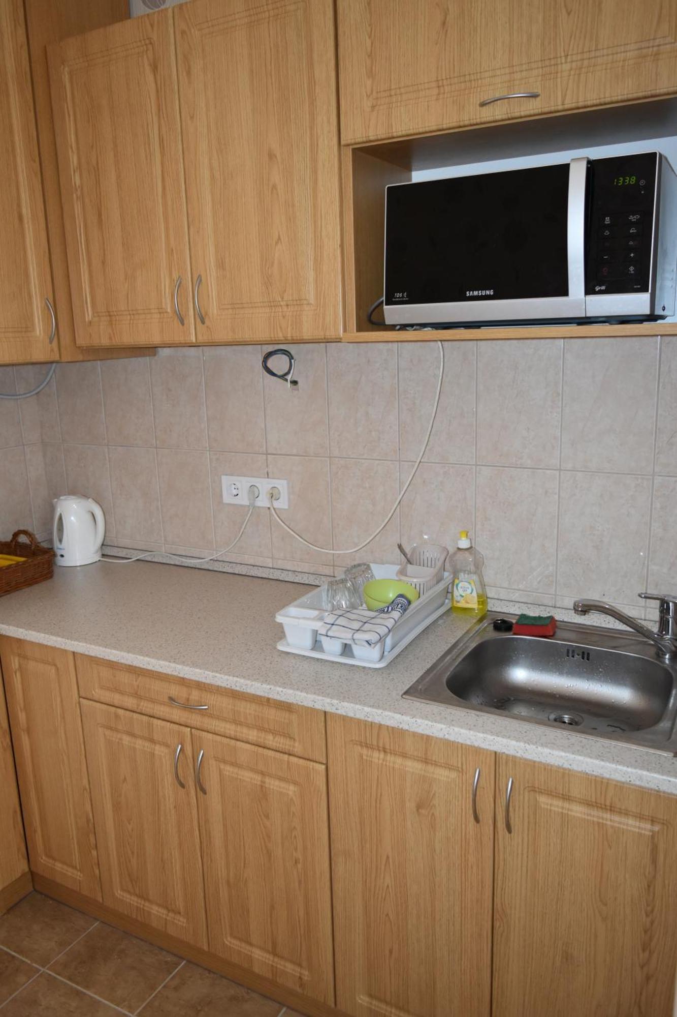 Apartment Aranypart 49-51 *