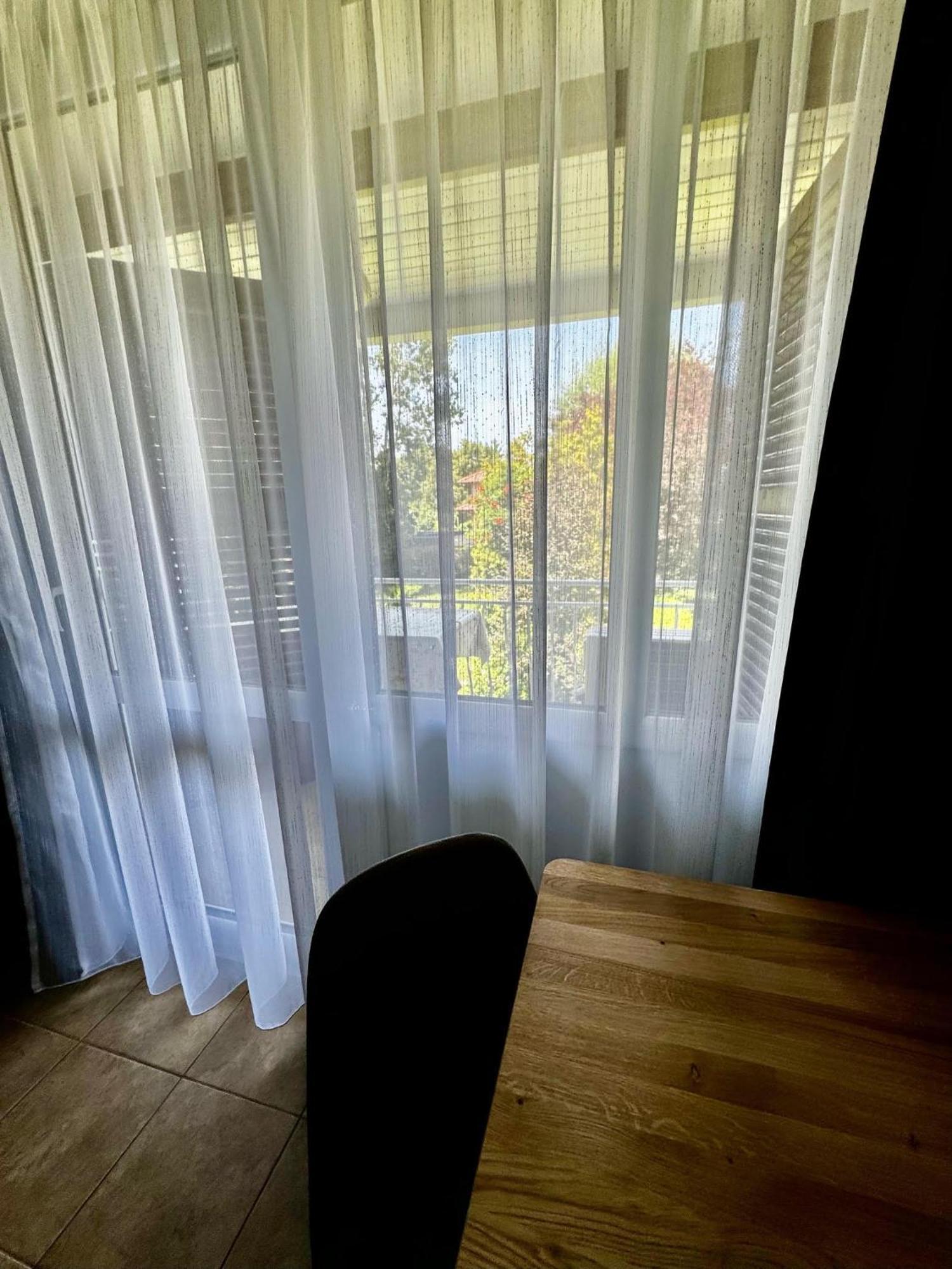 Apartment Aranypart 49-51