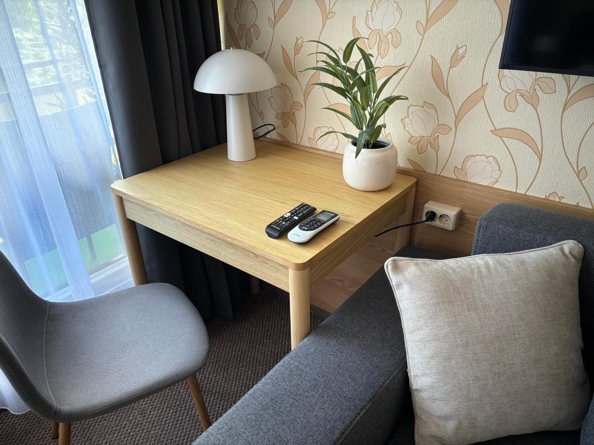 Apartment Aranypart 49-51 *