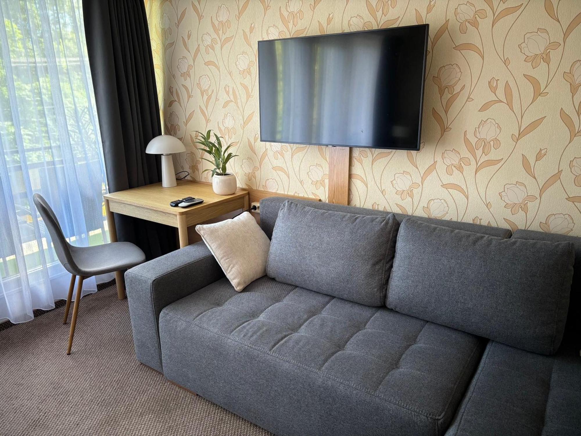 Aranypart 49-51 Apartment Siófok
