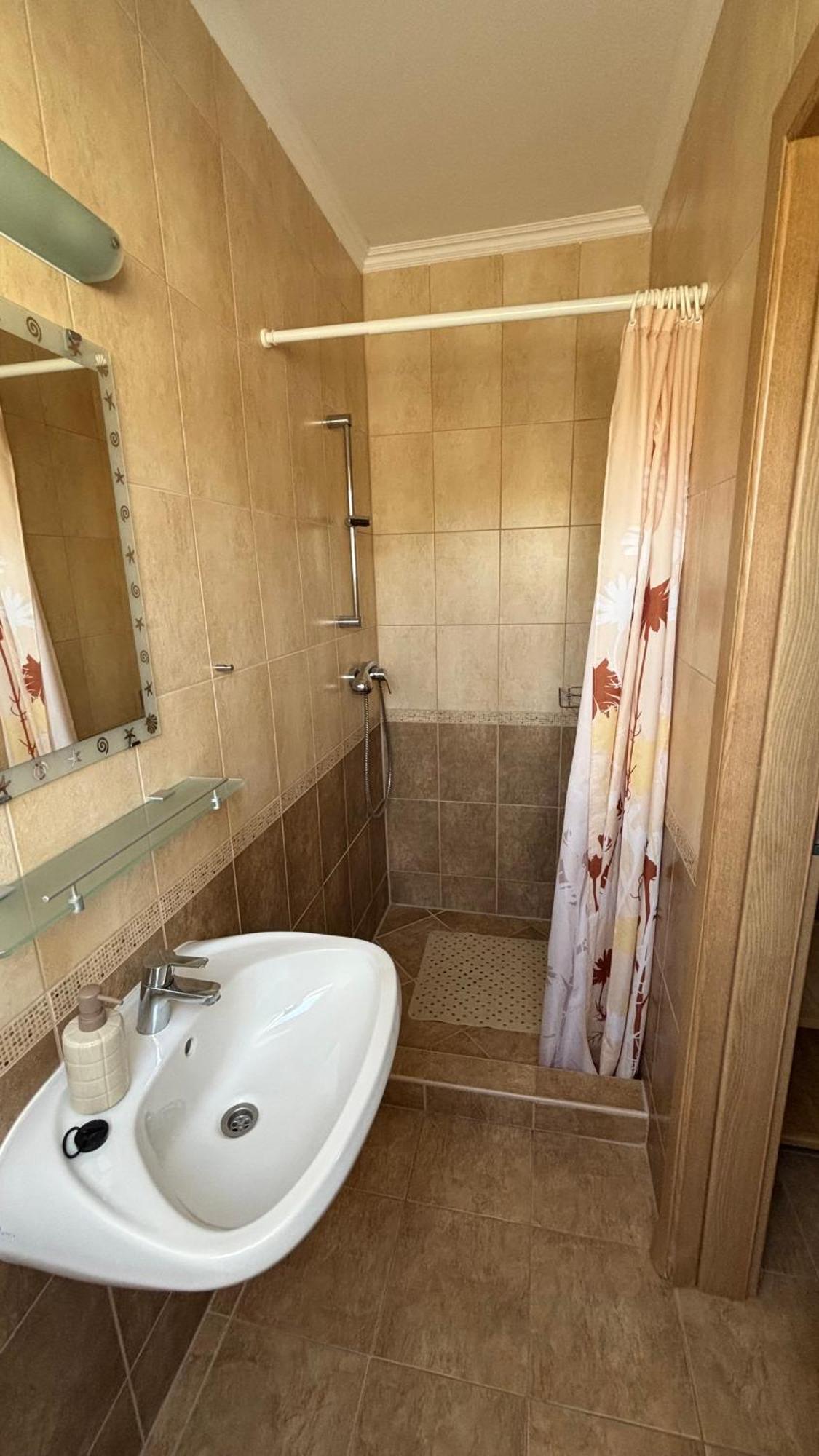 Aranypart 49-51 Apartmán Siófok